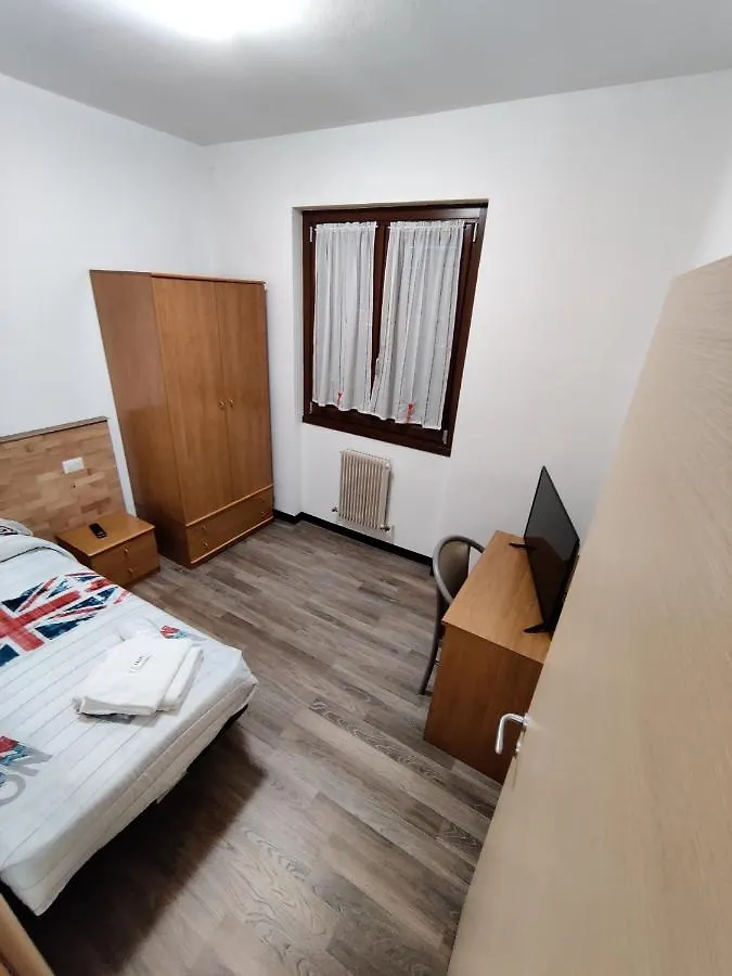Hotell Albergo Baffo Chiuro